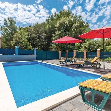 Villa Diana باكوشتاني المظهر الخارجي الصورة