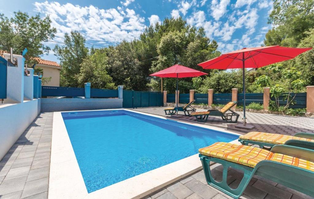 Villa Diana باكوشتاني المظهر الخارجي الصورة